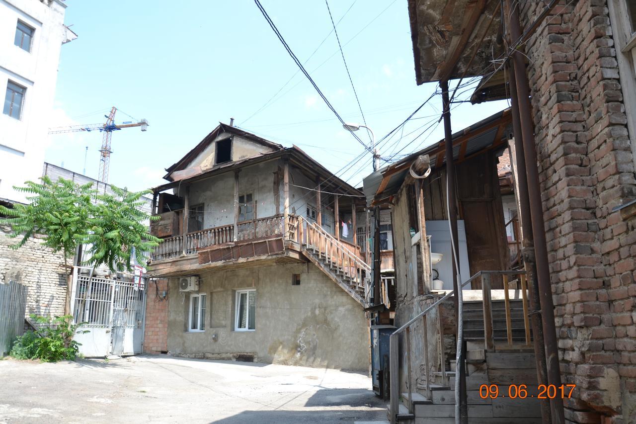 Guest House Gio Tbilisi Luaran gambar